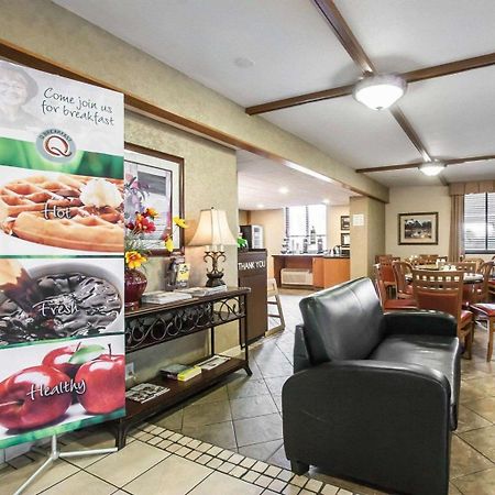 Quality Inn & Suites North Springfield Eksteriør bilde