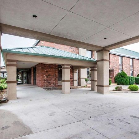 Quality Inn & Suites North Springfield Eksteriør bilde