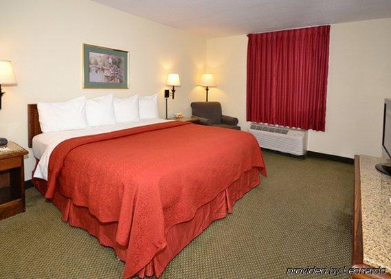 Quality Inn & Suites North Springfield Rom bilde