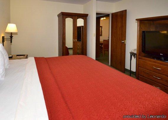 Quality Inn & Suites North Springfield Rom bilde