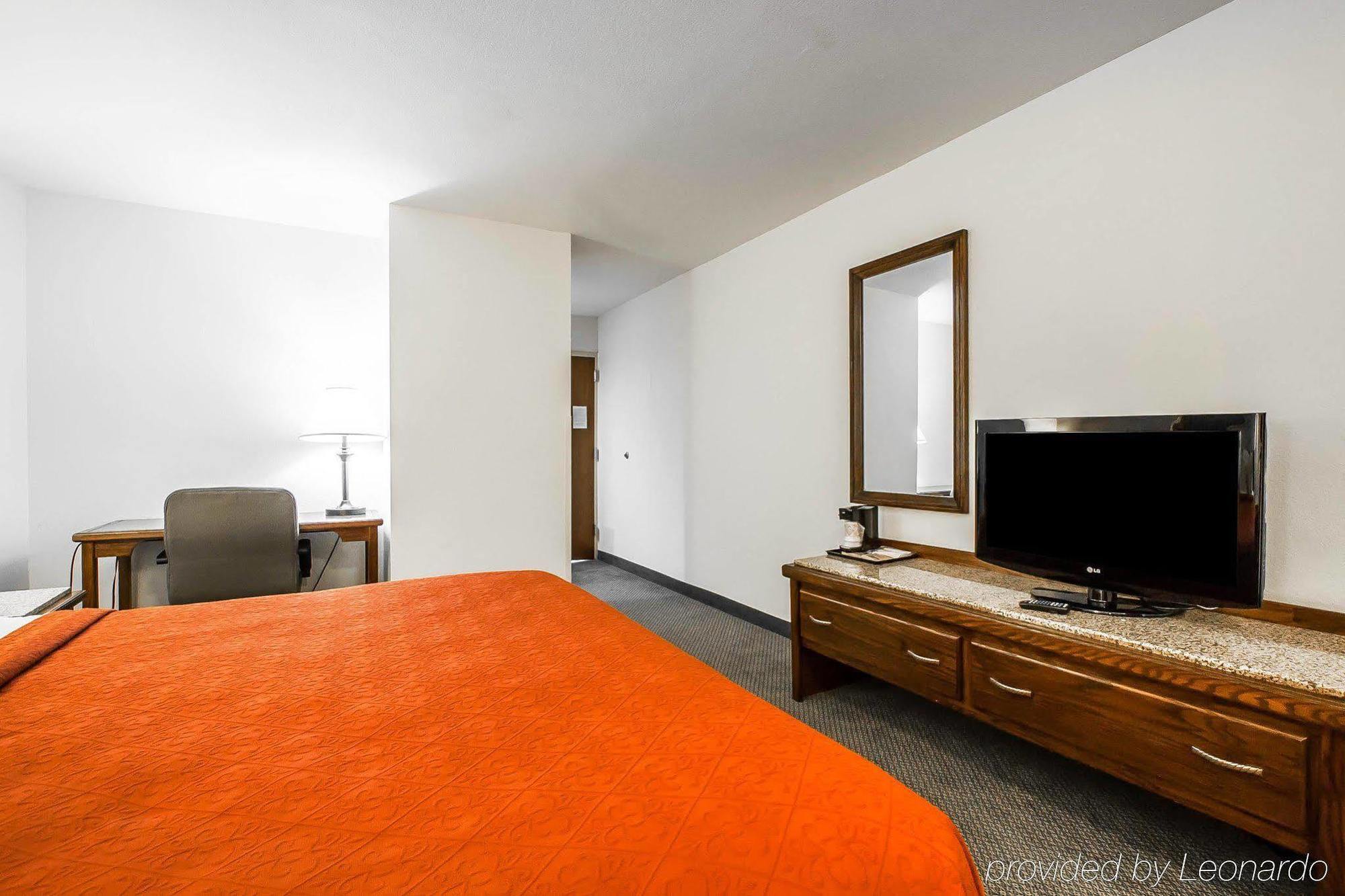 Quality Inn & Suites North Springfield Eksteriør bilde