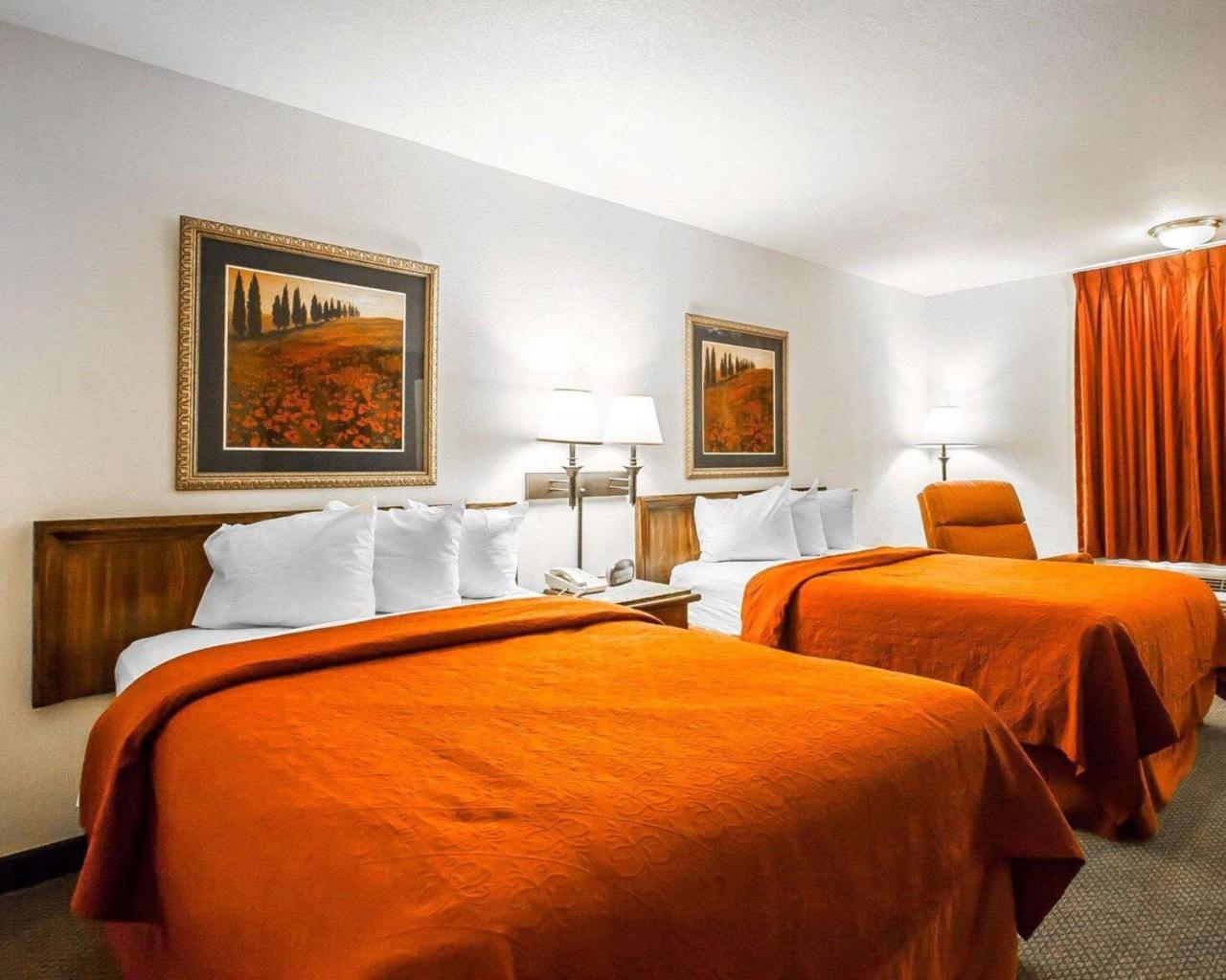 Quality Inn & Suites North Springfield Eksteriør bilde